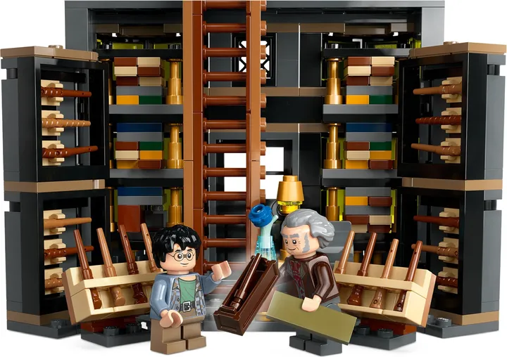 Vorschaubild 3 LEGO harry potter 76439 Ollivanders™  Madam Malkins Anzüge
